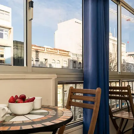 Comfy Flat W/ A Balcony To Relax Apartment Lisbon