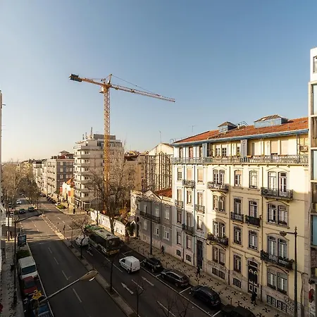 Comfy Flat W/ A Balcony To Relax Lisboa