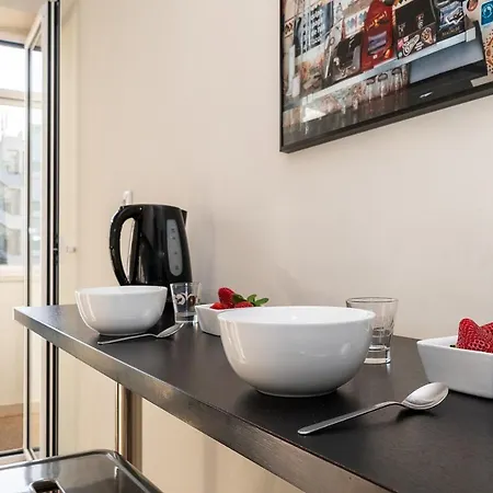 公寓 Comfy Flat W/ A Balcony To Relax